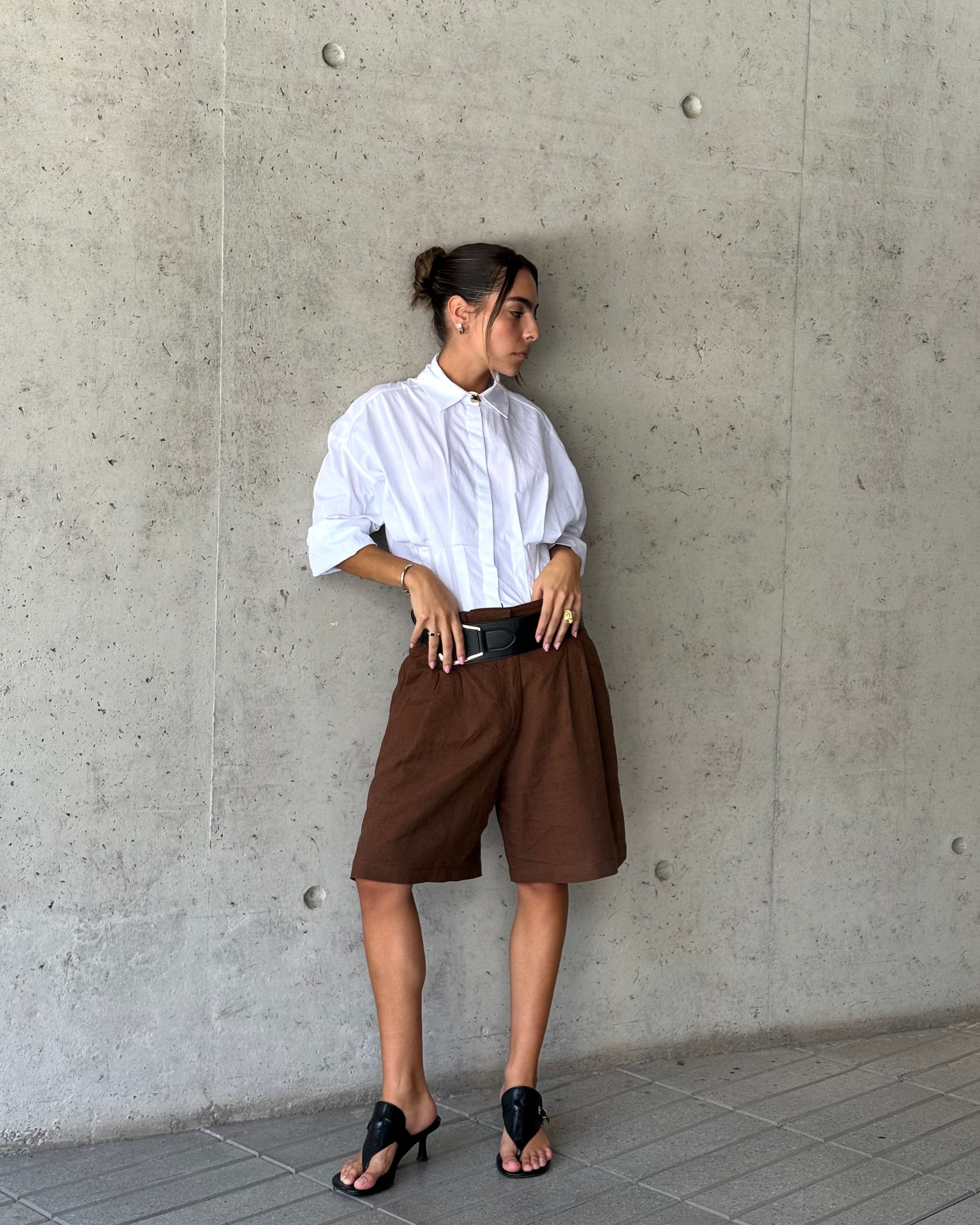 Low Bermudas Lino Café